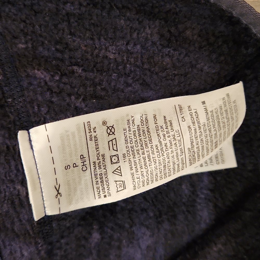 GapFit Full Zip Plush Lined Tech Hoodie - Picture 4 of 9